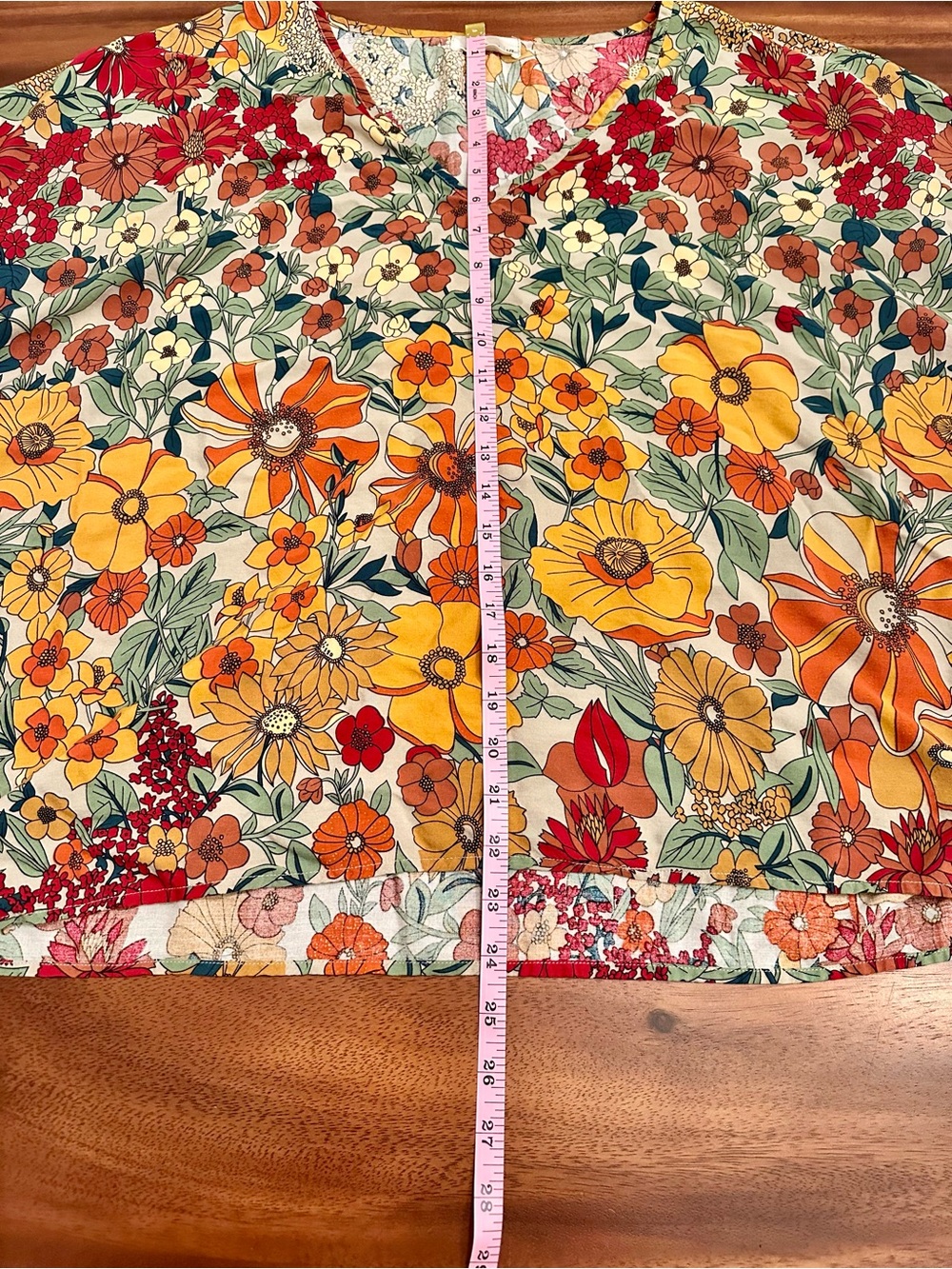 Natural Life Floral V-Neck Women’s Top - Multicolor - Picture 6 of 7